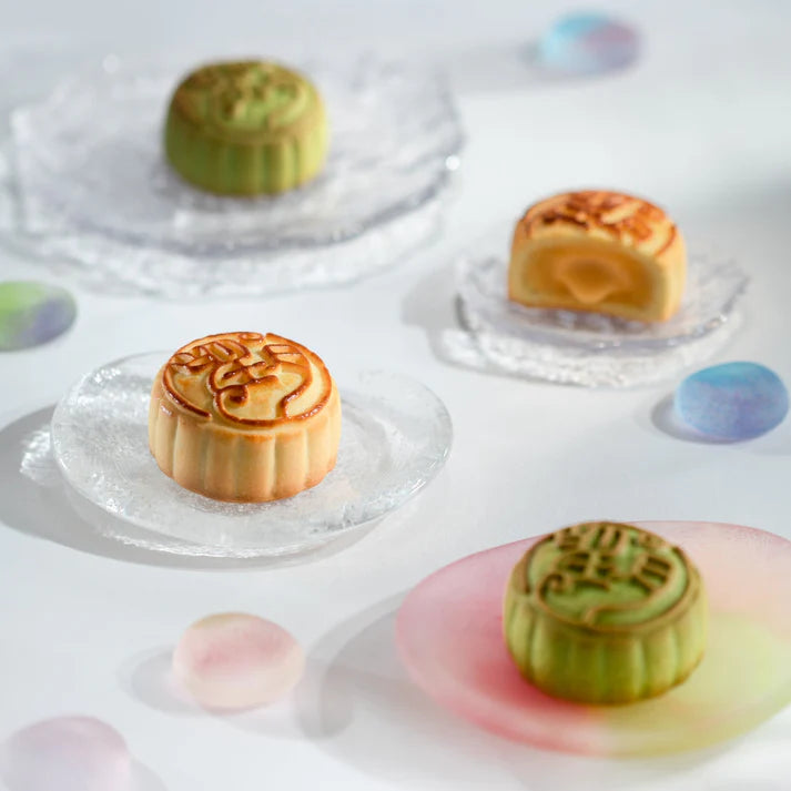 Hong Kong Patisserie La Lune Mooncake – Assorted Lava Mooncake (8pcs Gift Box)