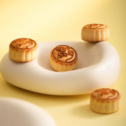 Hong Kong Patisserie La Lune Mooncake – Classic Custard Mooncake (8pcs Gift Box)