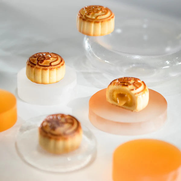 Hong Kong Patisserie La Lune Mooncake  - Lava Custard Mooncake (8pcs Gift Box)